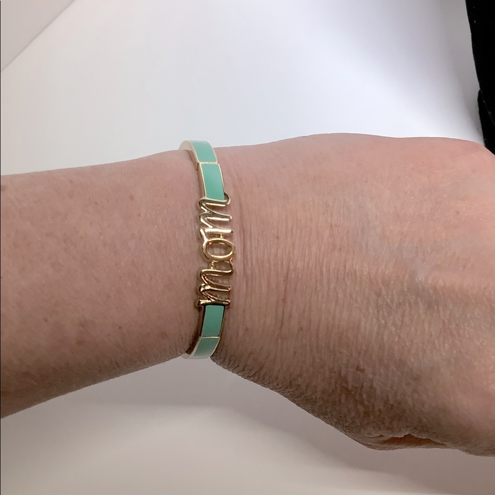 🌟🌟🌟 3 for $25-Vera Bradley. ‘Mom’  bracelet